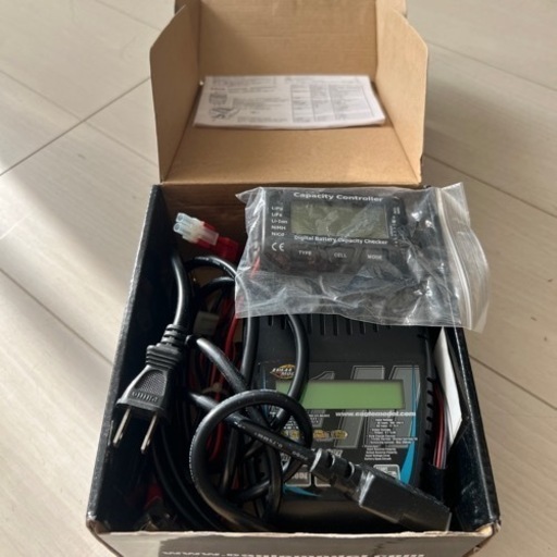 リポバッテリー充電器・バッテリーチェッカー(電動ポケバイとのセット売りです)