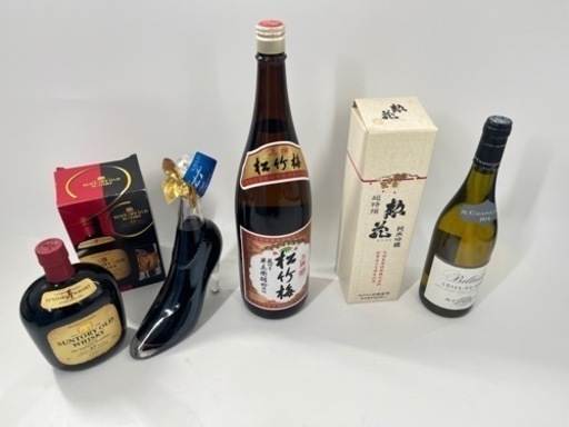 お酒どれでも1本1000円！日本酒、ウイスキー、白ワイン、カシスリキュール