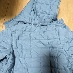 80サイズ　水色ジャンパー　帽子外れますの画像