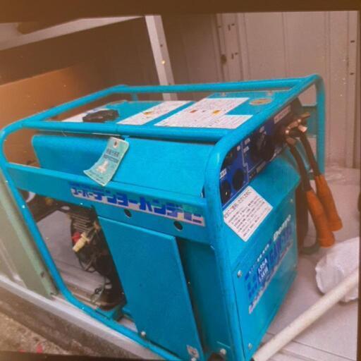 発電機