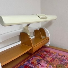 鍵収納付き学習机②取引中の画像