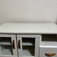 テレビ台の画像
