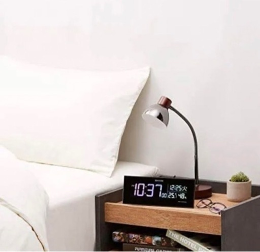 リズム(RHYTHM) 目覚まし時計 電波時計 グラデーション LED 365色 リズム(RHYTHM) 目覚まし時計 電波時計 グラデーション LED 365色