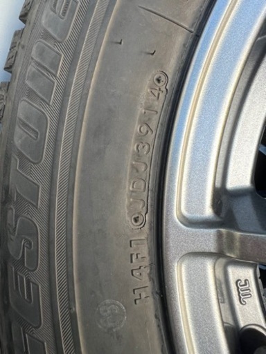 アルファード　スタッドレス　215/60/R16