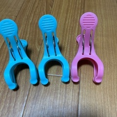 2月4日までに問い合わせが無い場合寄付します。洗濯バサミ3個セット　新品未使用の画像