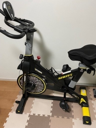 フィットネスバイク（スピンバイクタイプ）