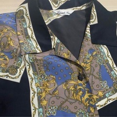 【新品】ヴィンテージ / 総柄シャツ / スカーフ柄 / Fの画像