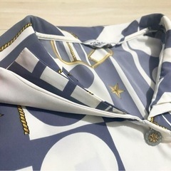 【新品】襟レイヤー×飾りボタン / 総柄シャツ / 幾何学×コンパスチェーン / Fの画像