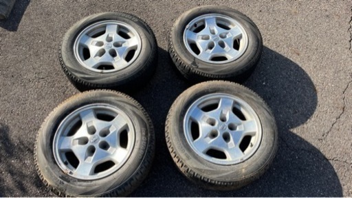 レパード純正アルミホイール 215/60R16 PCD114.3