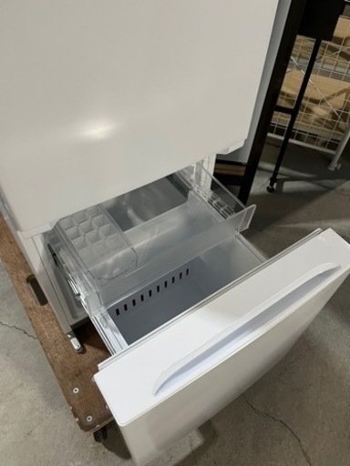 ☆激安!!☆ 少し大きめ156L 右開き 2ドア ノンフロン冷凍冷蔵庫 YRZ-F15J 2021年 