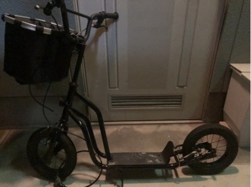 バギークロス風キックボード　カゴ　ライト　サイクルコンピュータ付き