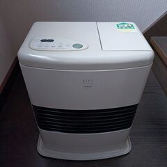 石油ファンヒーター　安心保証付　コンパクトタイプ　トヨトミLCS...
