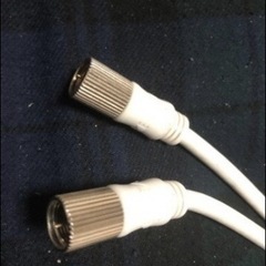 TVアンテナケーブル 5m の画像