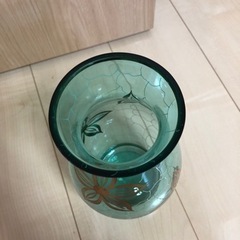 ボヘミア　フラワーベース　花瓶の画像