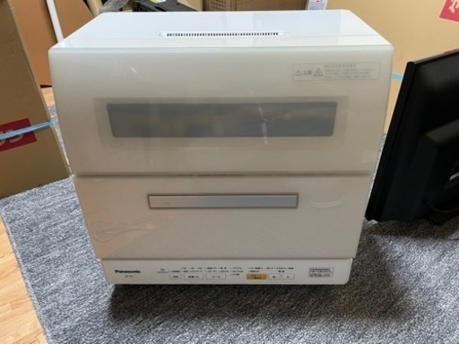 早い者勝ち！　パナソニック 食器洗い乾燥機 乾燥機  NP-TR9-W