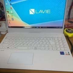 NEC ノートパソコン PC-N1570GAW-YCの画像