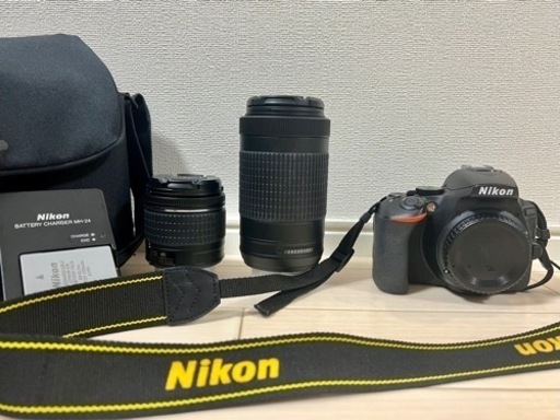 D5600 ダブルズームキット Wi-Fi Bluetooth搭載 [中古]