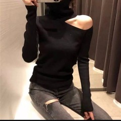 新品 肩あきトップス グレーの画像
