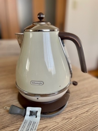 【受け渡し決定】De'Longhi (デロンギ) 電気ケトル