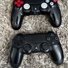 PS4本体　CUH-1200A コントローラー2個と充電スタンド付きの画像