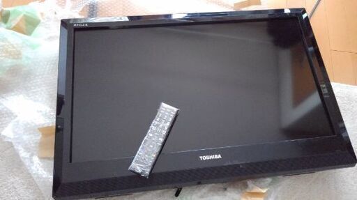TOSHIBAテレビ　32インチ