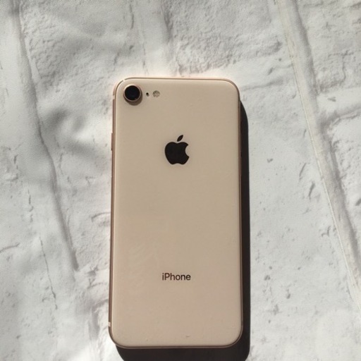 SIMフリー　iPhone8 256GB
