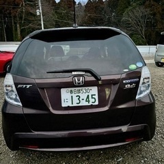 フィットハイブリッドの画像