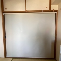 つっぱりロールスクリーン　非遮光タイプ
