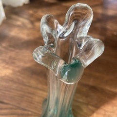 レトロな花瓶　吹き硝子の画像
