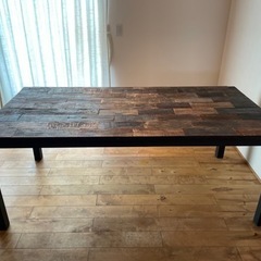 ダイニングテーブル