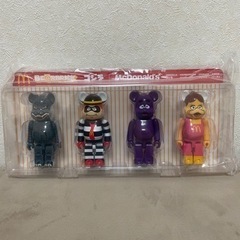 ゴジラ VS マクドナルド  BE@RBRICK 150% 