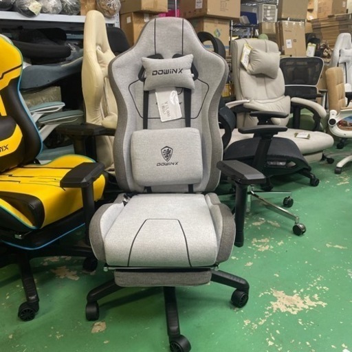 新品　ゲーミングチェア