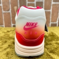 【愛品館江戸川店】未使用スニーカー ナイキ Nike WMNS Air Max 1 '87 PRM "Soft Vinyl" lD107-049316-007の画像