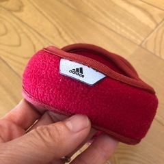アディダス　耳当ての画像