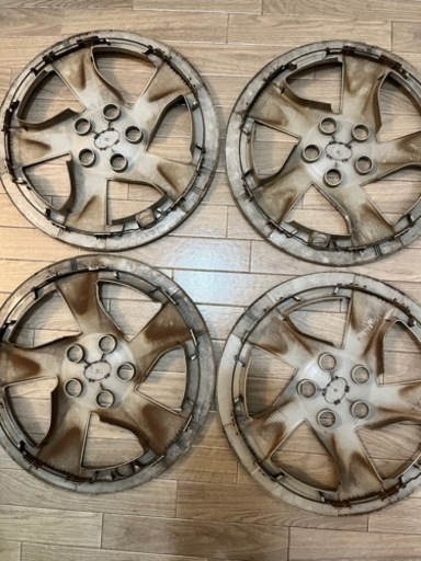 30プリウス　ホイールキャップ　ホイールカバー　15インチ　純正品