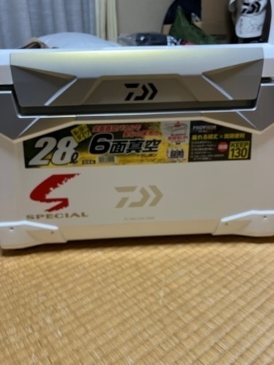 ダイワ6面真空パネル(28ℓ)クーラーボックス