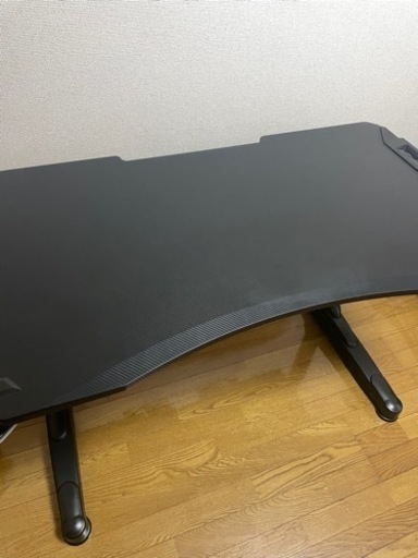 ゲーミングデスク　ブラック(ゲーミングチェア付き)