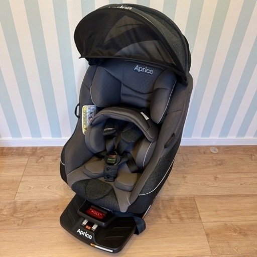 アップリカ　クルリラ プレミアム グレー ISOFIX チャイルドシート