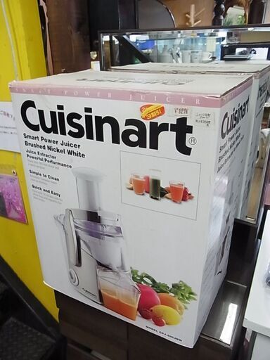 閉店セール中につき、3割引きで販売中！3,278円→2,294円！【13】Cuisinart　クイジナート　スマートパワージューサー　CPJ-500JBW　600ｍｌ　キッチン家電　500W　2010年製