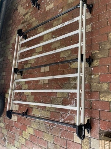 トヨタ純正　タウンエース　thule ルーフラック　ルーフキャリア中古