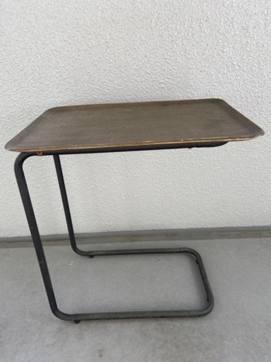 無印良品　サイドテーブル（お話し中）