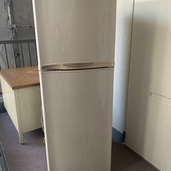 シャープ冷蔵庫 お譲りします(受け渡し予定者決定しました！)