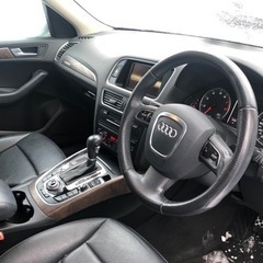 ローン審査通過自信あり‼️程度良しアウディQ5クワトロ4WD‼️車検長期‼️の画像