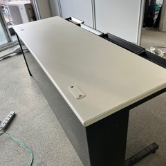 【オフィスデスク】取りに来てくれる方限定！の画像