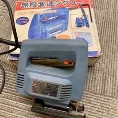 無段変速ジグソー コンパクト 切断機 電動のこぎりの画像