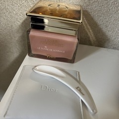 Dior プレステージルゴマージュ(洗顔)