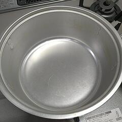 アルミの両手鍋20cm（蓋付き）の画像