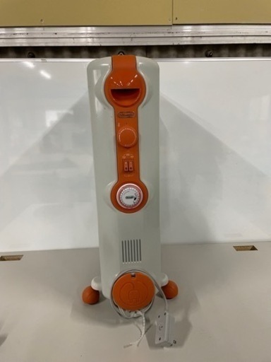 新生活応援 この季節に⛄️❄️ デロンギ オイルヒーター ヒーター 暖房器具 Delonghi JR0812-OR