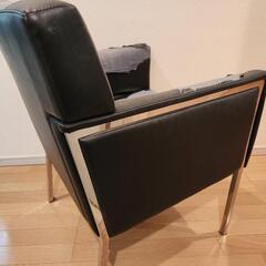 ダイニングチェア イス 黒 ダメージ有の画像