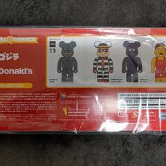 マクドナルド ベアブリック未開封品の画像
